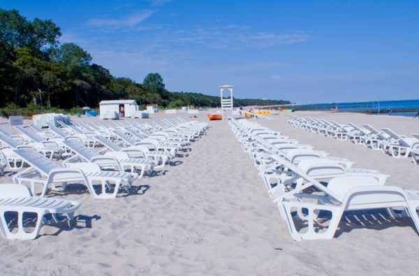 hotelowa plaża w Kołobrzegu