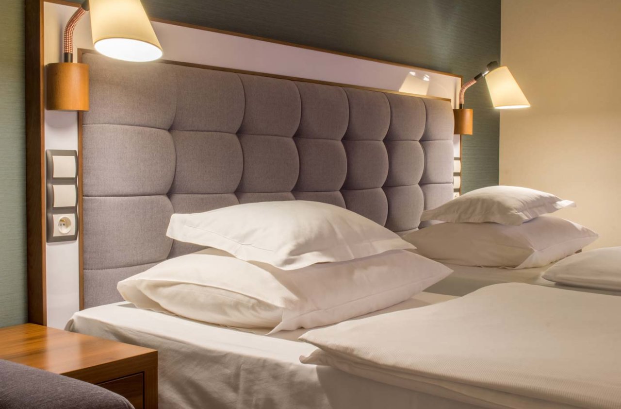 wygodne poduszki i materace w hotelu AQUARIUS SPA