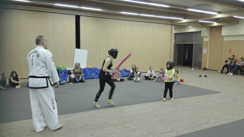 zajęcia taekwondo w hotelu dla dzieci